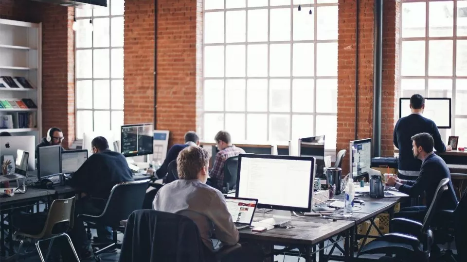 Как выбрать веб-студию в Осинниках по кейсам